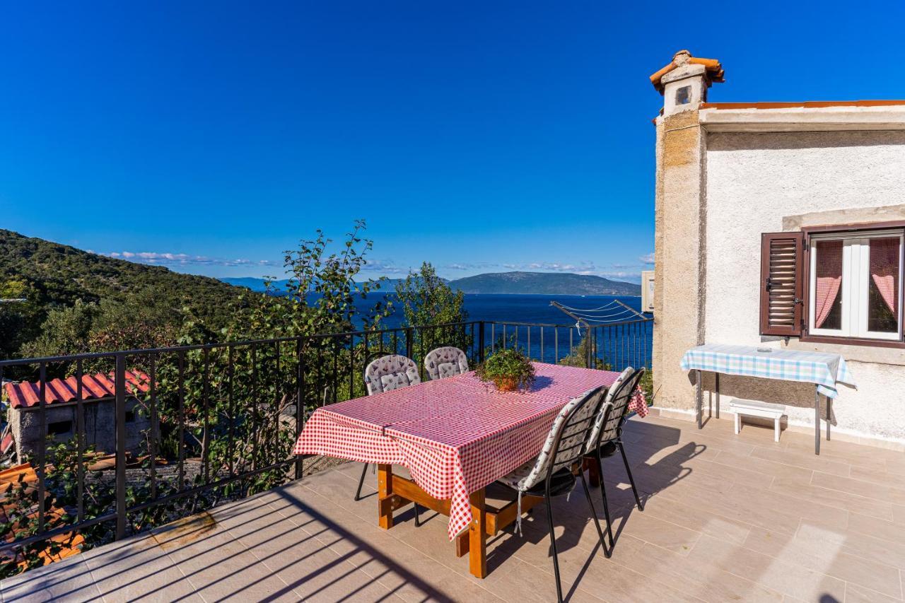 Apartmani Valun1 Bagian luar foto