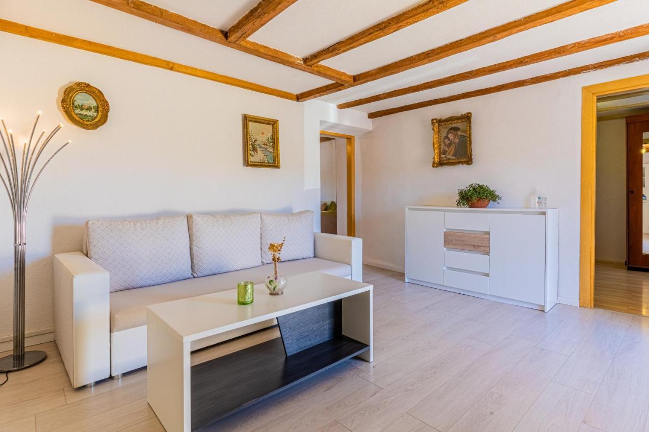 Apartmani Valun1 Bagian luar foto
