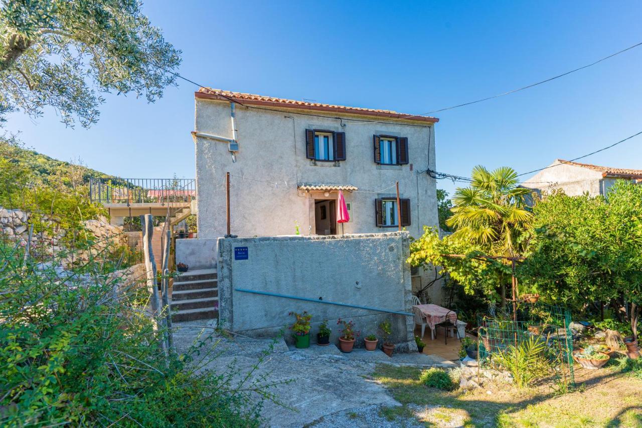 Apartmani Valun1 Bagian luar foto