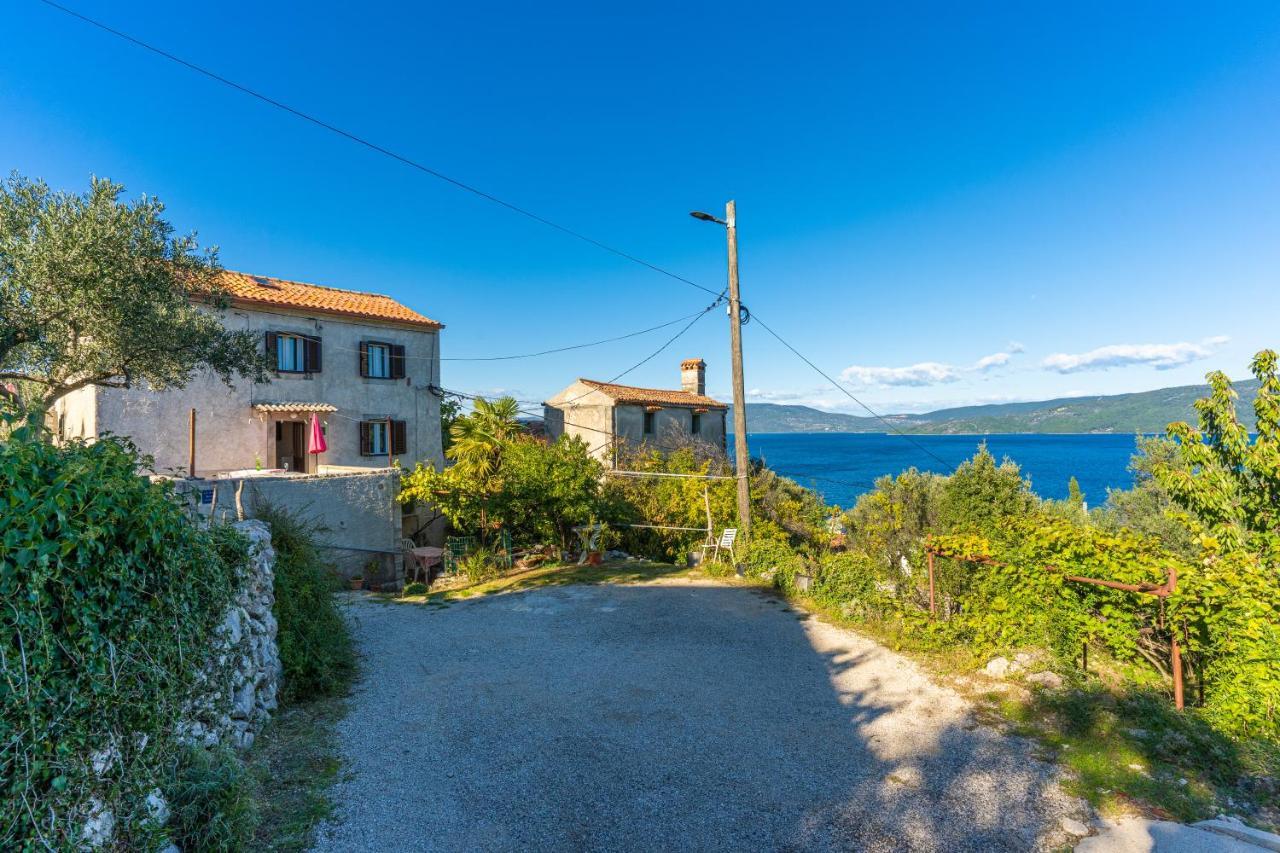 Apartmani Valun1 Bagian luar foto