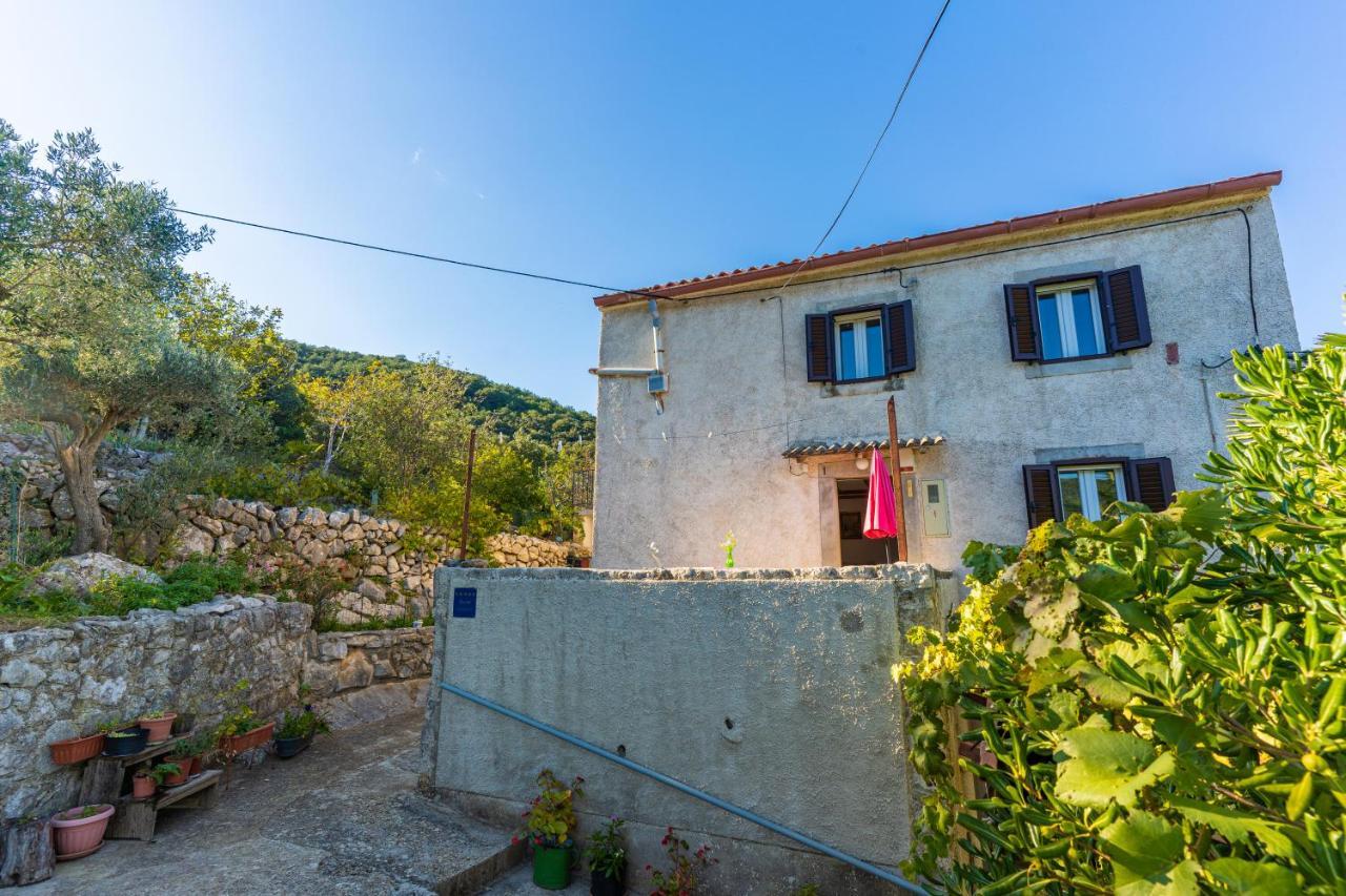 Apartmani Valun1 Bagian luar foto