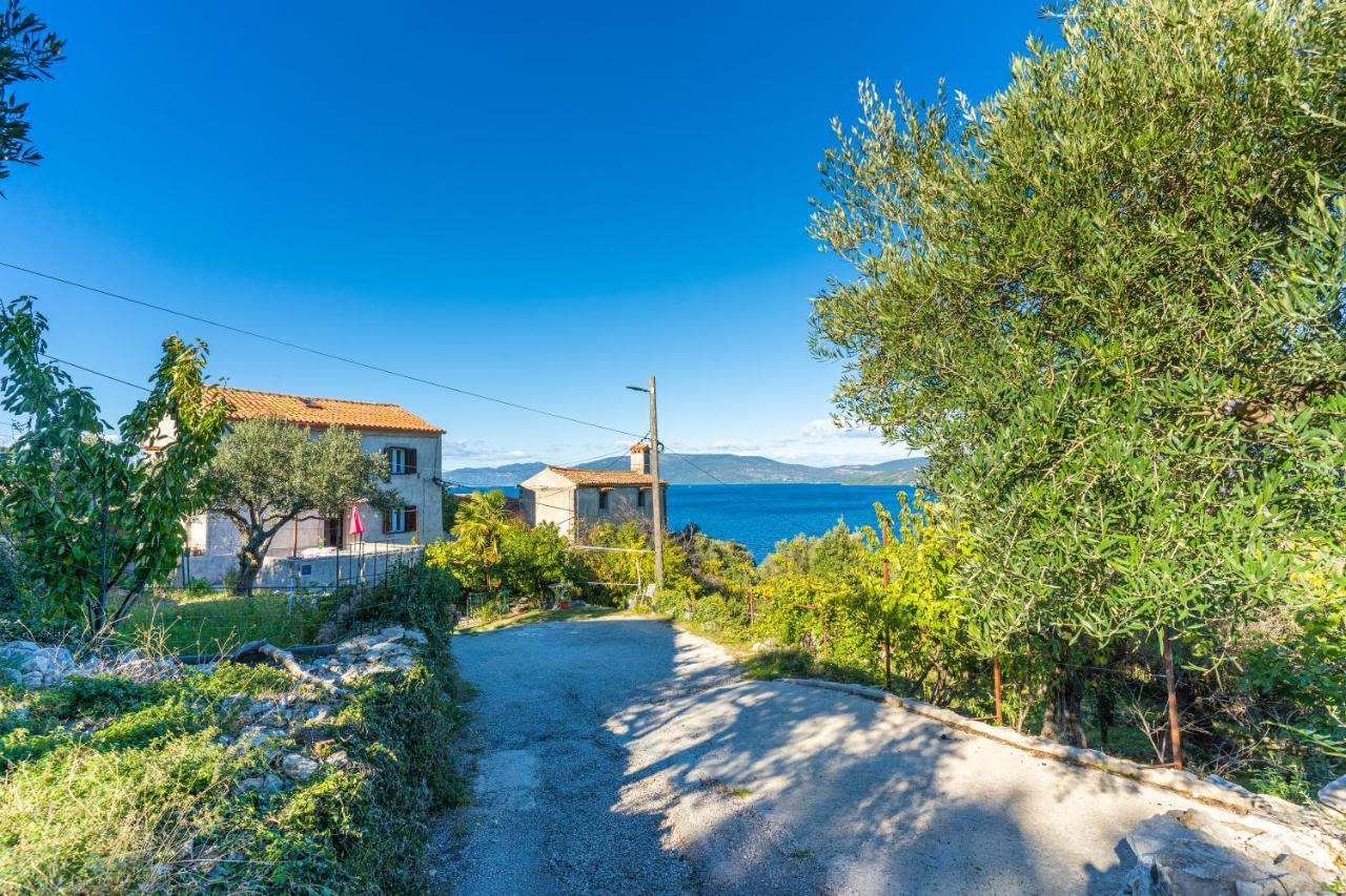 Apartmani Valun1 Bagian luar foto